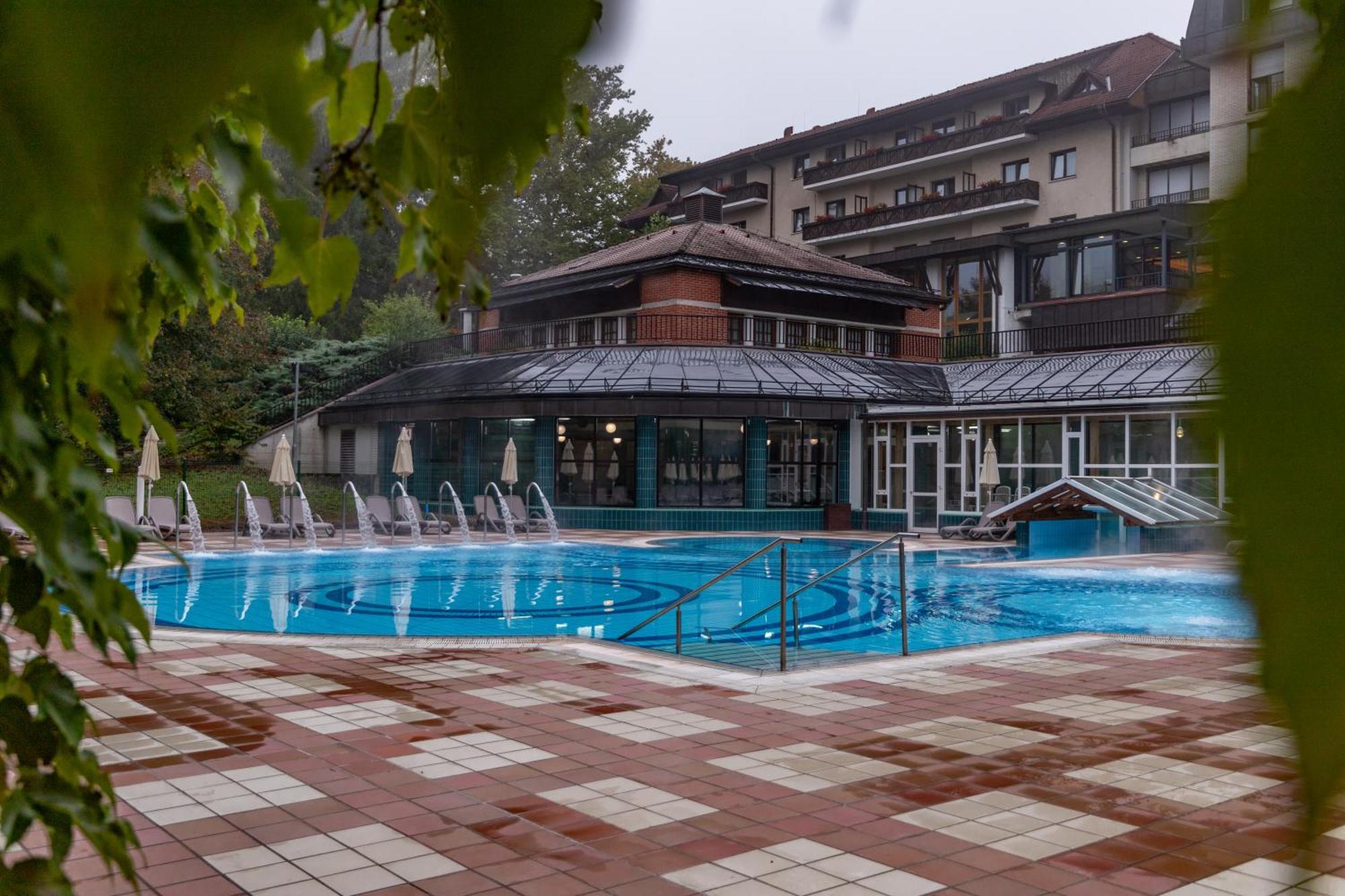 Hotel Toplice - Terme Krka Smarjeske Toplice Buitenkant foto